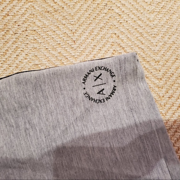 NWOT ARMANI EXCHANGE SHORTS - Picture 8 of 12